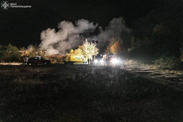 Окупанти атакували промисловий об’єкт на Тернопільщині: спалахнула пожежа 