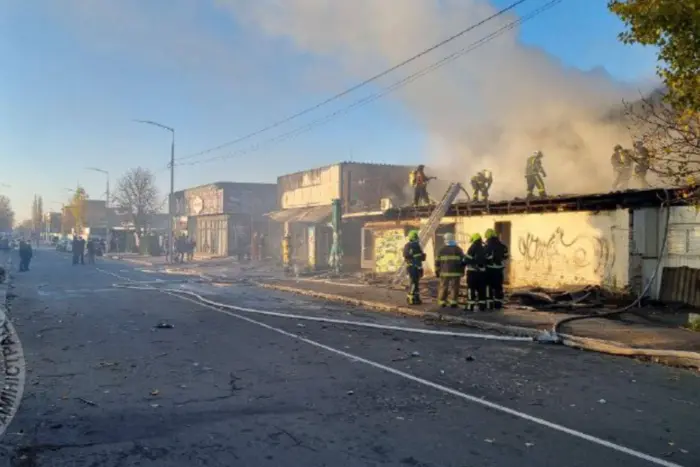 Який стан повітря у столиці після нічних вибухів і пожеж: моніторинг від КМДА