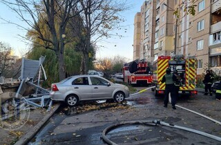 Дрони наробили лиха в шести районах Києва: є пожежі, руйнування та постраждалі (фото)