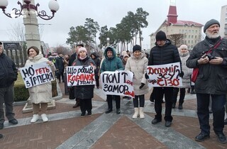 В Ірпені люди влаштували акцію на підтримку мера, якого взяли під варту